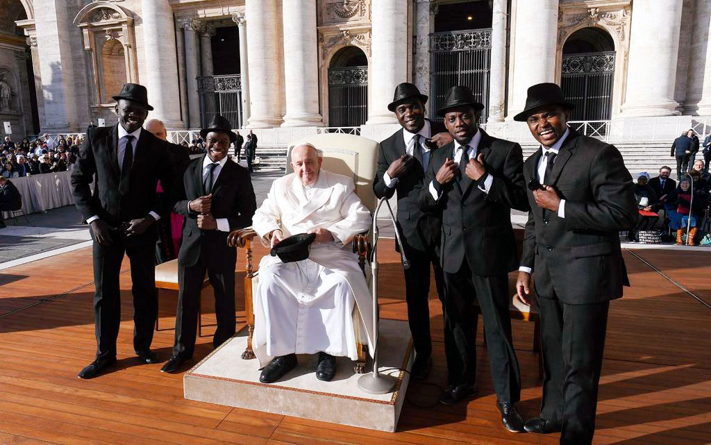 I Black Blues Brothers con Papa Francesco